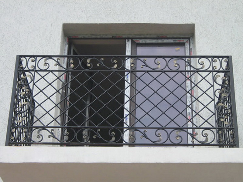Перила кованые на балкон