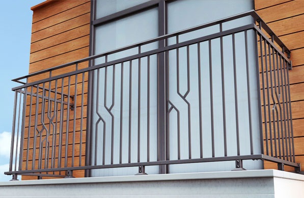 Ограждения балконов с простой геометрией